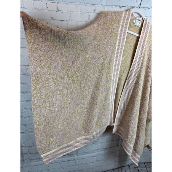 SATURDAY SUNDAY Anthropologie fluffy cozy knit poncho ruana cape wrap OS NWOT - Picture 6 of 10